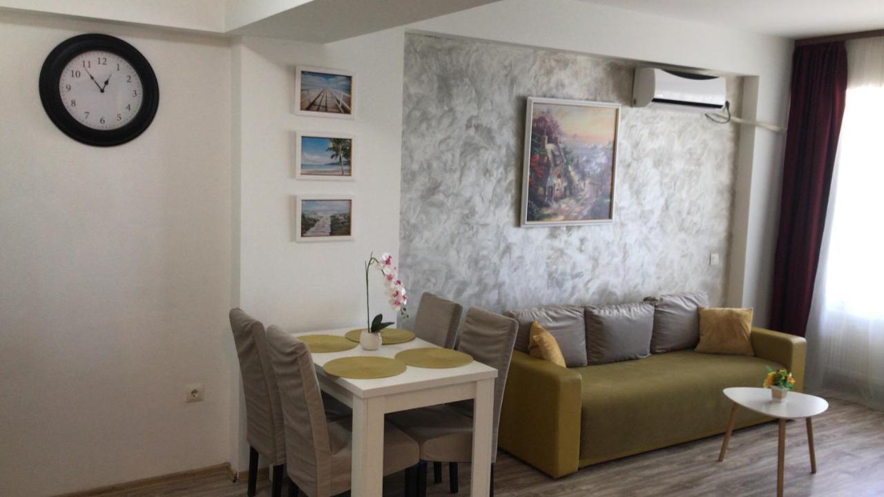 Apartament Summerland Mamaia Nord Exteriör bild