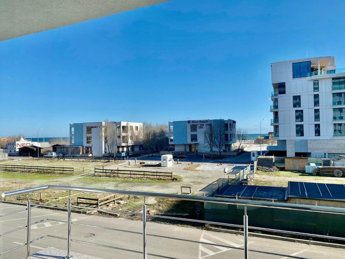 Apartament Summerland Mamaia Nord Exteriör bild