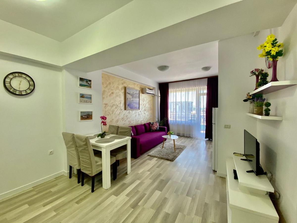 Apartament Summerland Mamaia Nord Exteriör bild