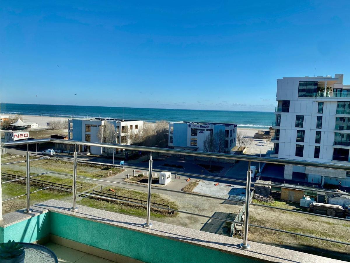 Apartament Summerland Mamaia Nord Exteriör bild