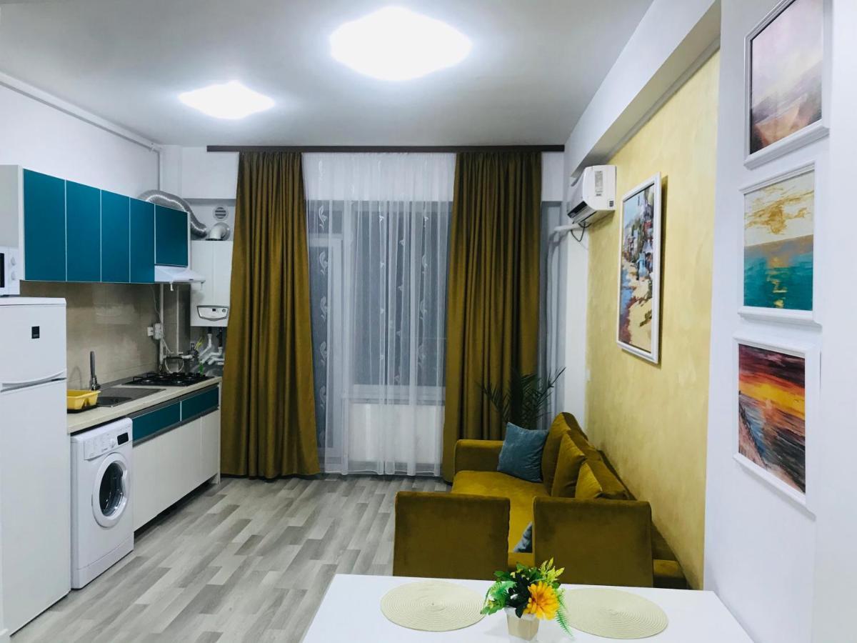 Apartament Summerland Mamaia Nord Exteriör bild
