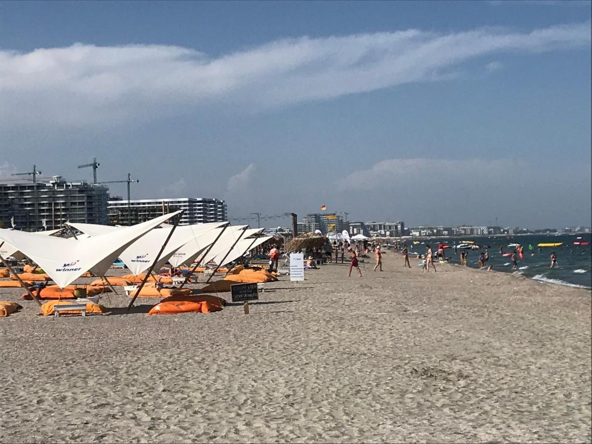 Apartament Summerland Mamaia Nord Exteriör bild