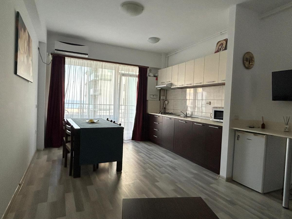 Apartament Summerland Mamaia Nord Exteriör bild