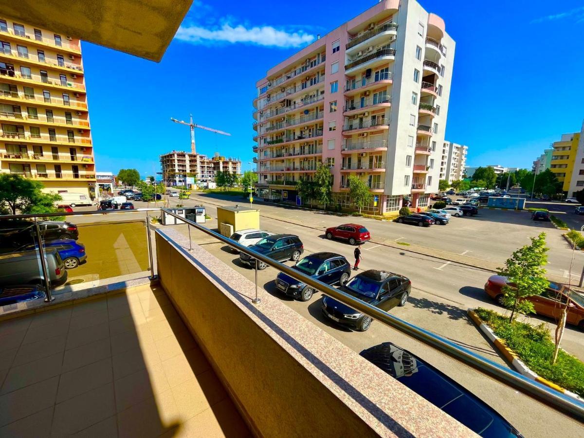 Apartament Summerland Mamaia Nord Exteriör bild