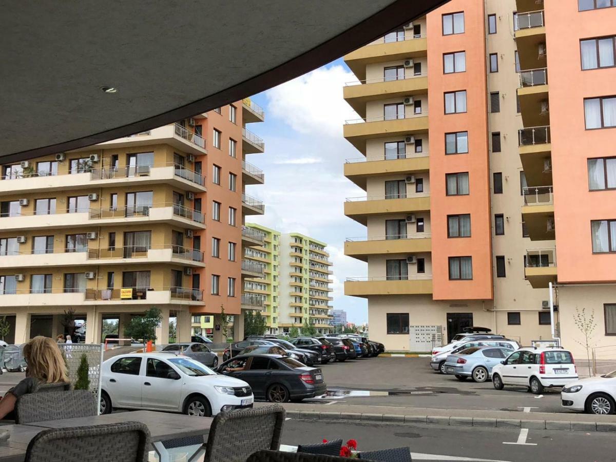Apartament Summerland Mamaia Nord Exteriör bild